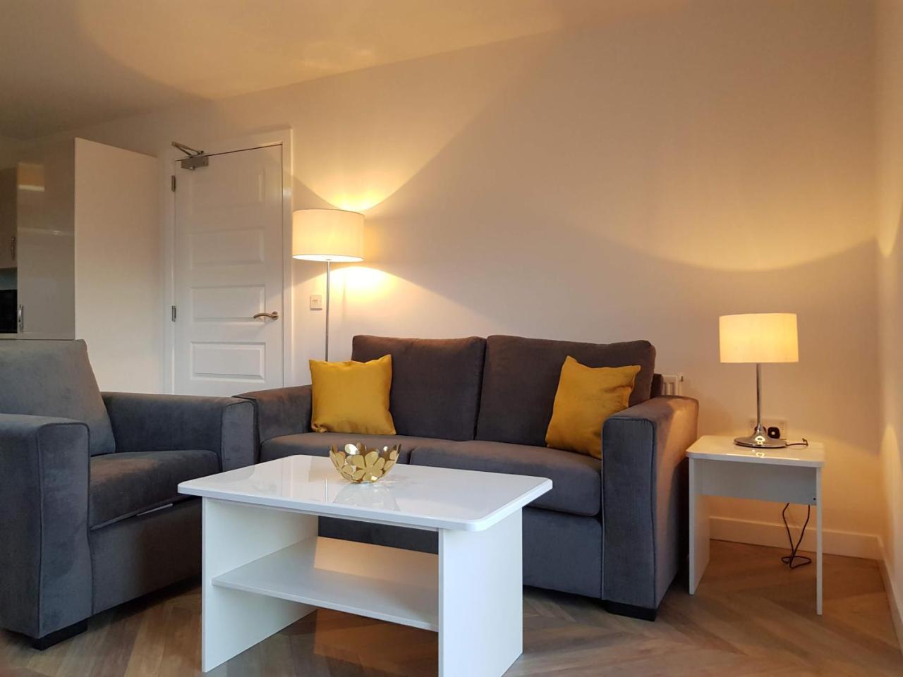 9 Royal View Apartment Стърлинг Екстериор снимка